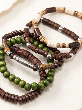 Men's Layered Wood & Green Bead Bracelet Set